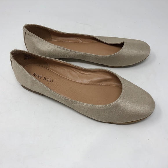 Nine West Gold Smart Move Flats 5.5 - Picture 1 of 7
